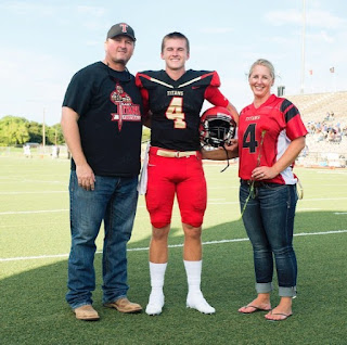 Bailey Zappe with his parents