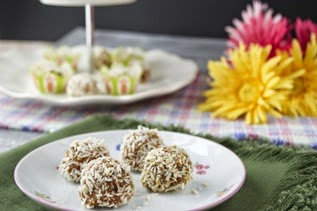 Raw Carrot Cake Bites