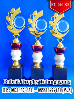 harga trophy kejuaraan