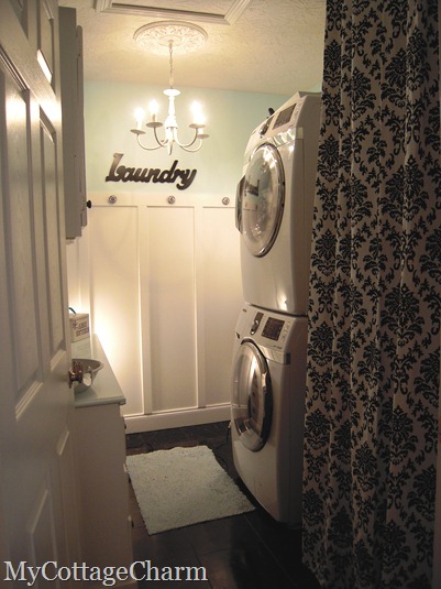 How to decorate a laundry room