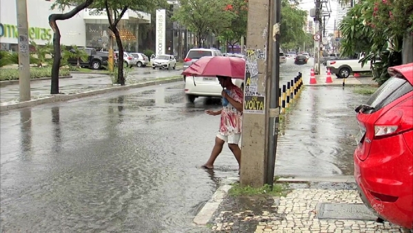 Ceará deve voltar a receber chuvas fortes nos próximos dias, prevê Funceme