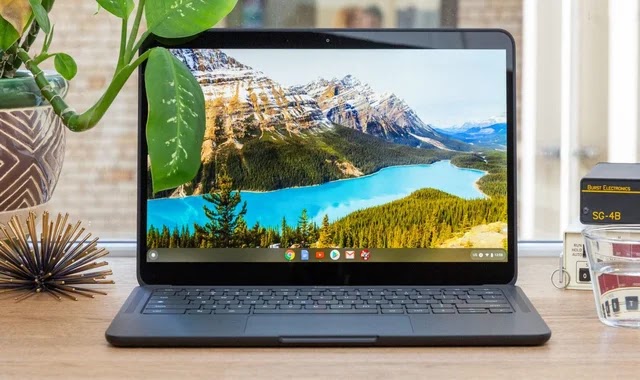 Google connects Android phones to Chromebooks via the Phone Hub