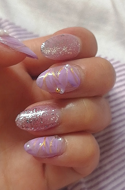 20 Laser bling bling nails were popular in 2020