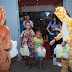 Sân khấu Trịnh Kim Chi diễn phục vụ vở Tiên Hắc Ám và trao gần 1000 phần quà từ thiện