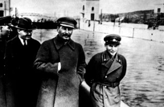 Stalin+Yezhov