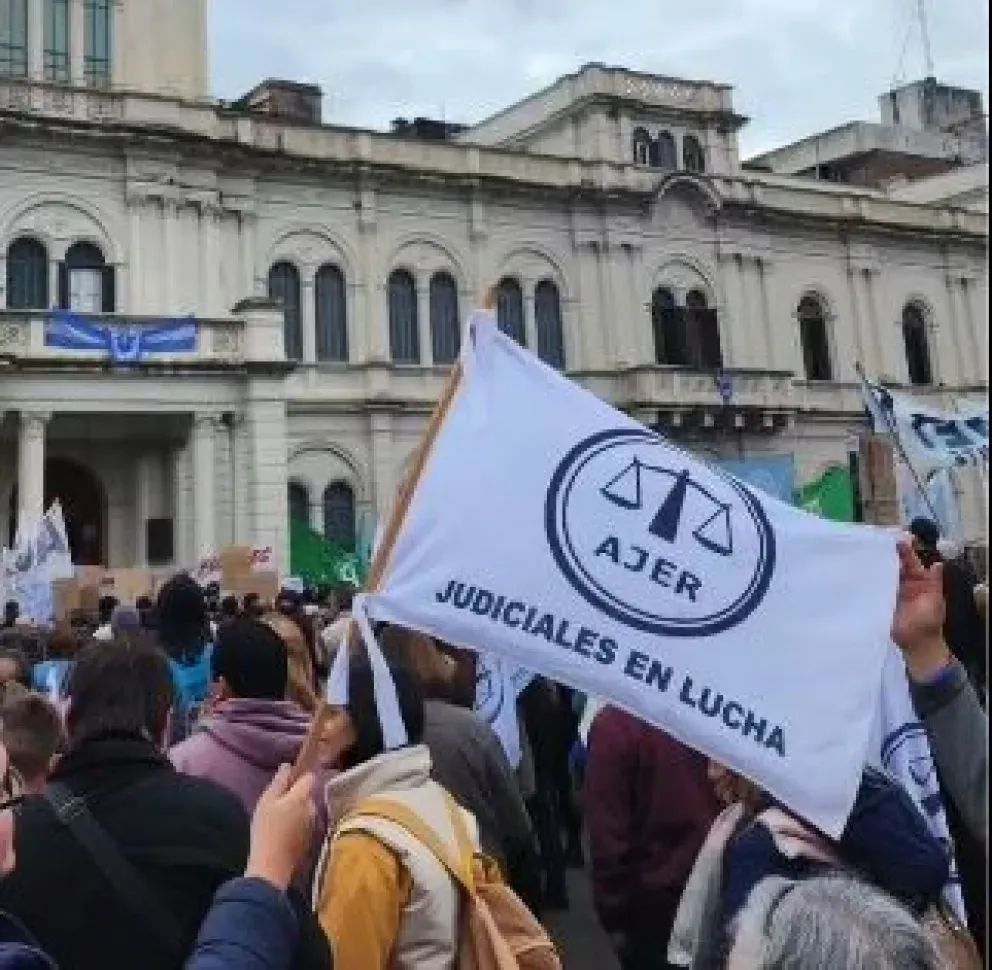 ¿La Casta? Trabajadores judiciales quieren que los Jueces sí se aumenten el sueldo