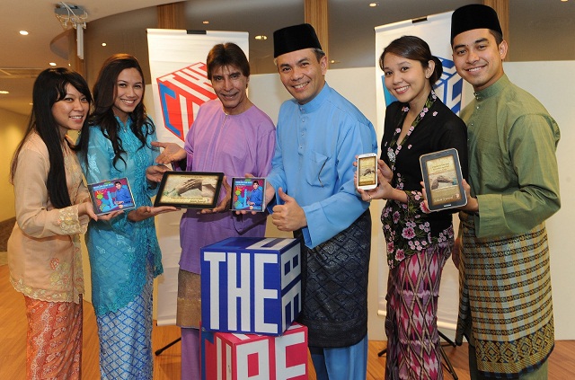 "Menjelang Hari Raya" Cube Mix With Celcom