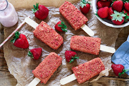 STRAWBERRY SHORTCAKE ICE CREAM BARS