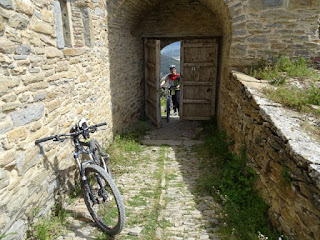 Entrada en Muro de Roda