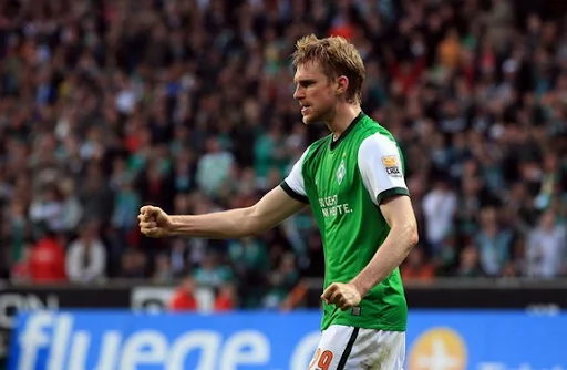 Per Mertesacker has refused to rule out a possible move to England