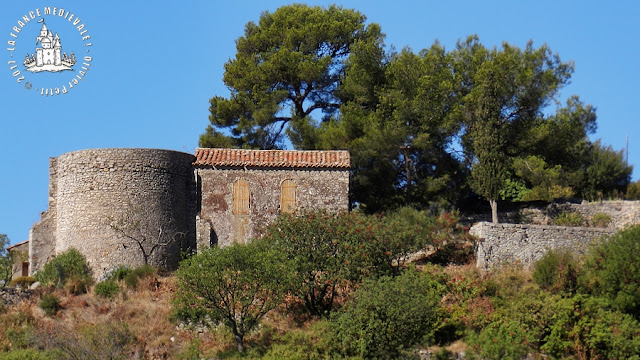 OLLIOULES (83) - Château-fort