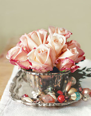 What a lovely Soft Pink Christmas table setting Pink Gerbera Daisies and 