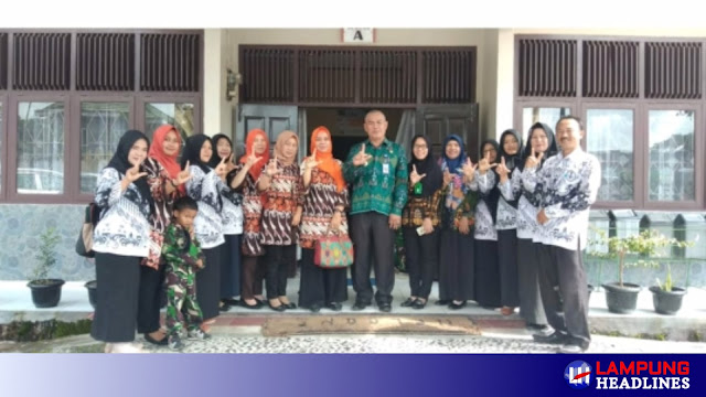 Dinas Perpustakaan dan Kearsipan Lampung Barat Terima Kunjungan Literasi TK Kartika II-42