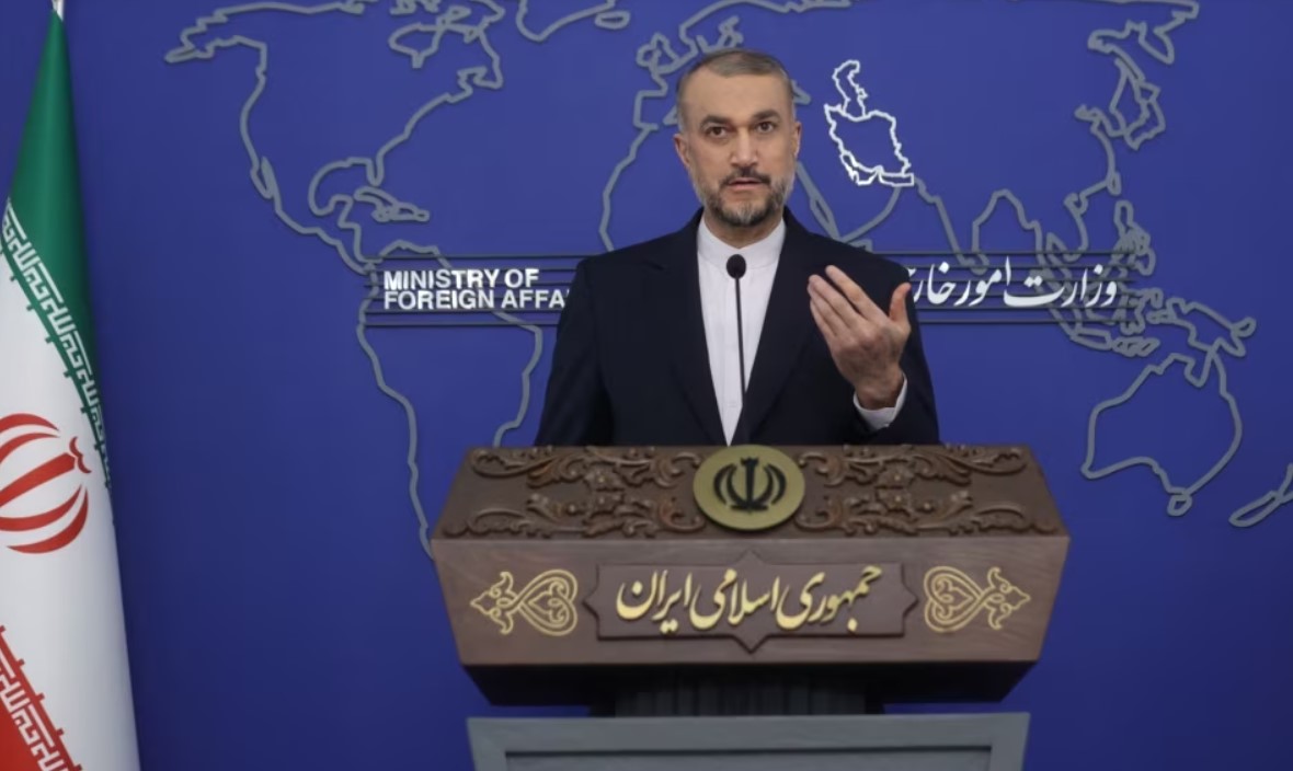 Menteri Luar Negeri Iran Ingatkan AS dan Inggris untuk Berhenti Menyerang Houthi