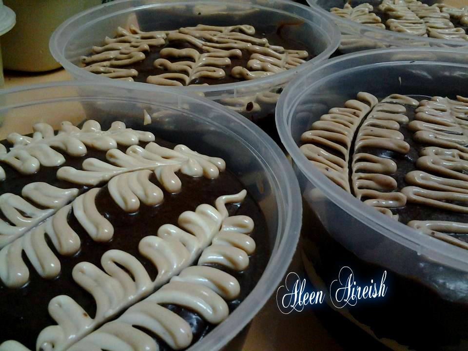 Dapur Chomey Aleen Aireish: KEK COKLAT CHEESE LARVA 