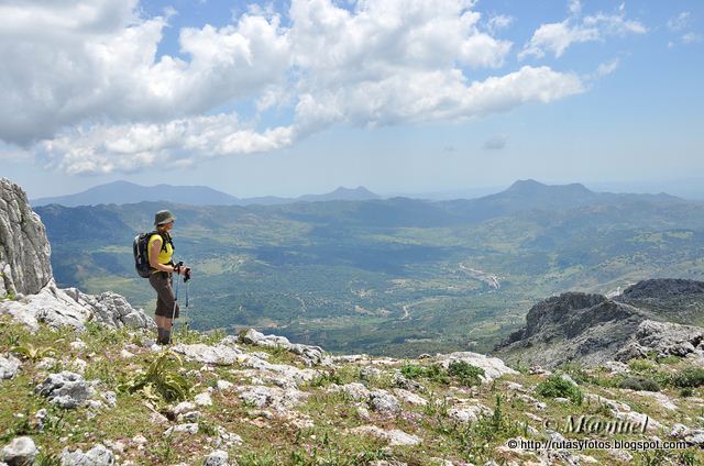 Circular Sierra Blanquilla y ascenso al Martin Gil