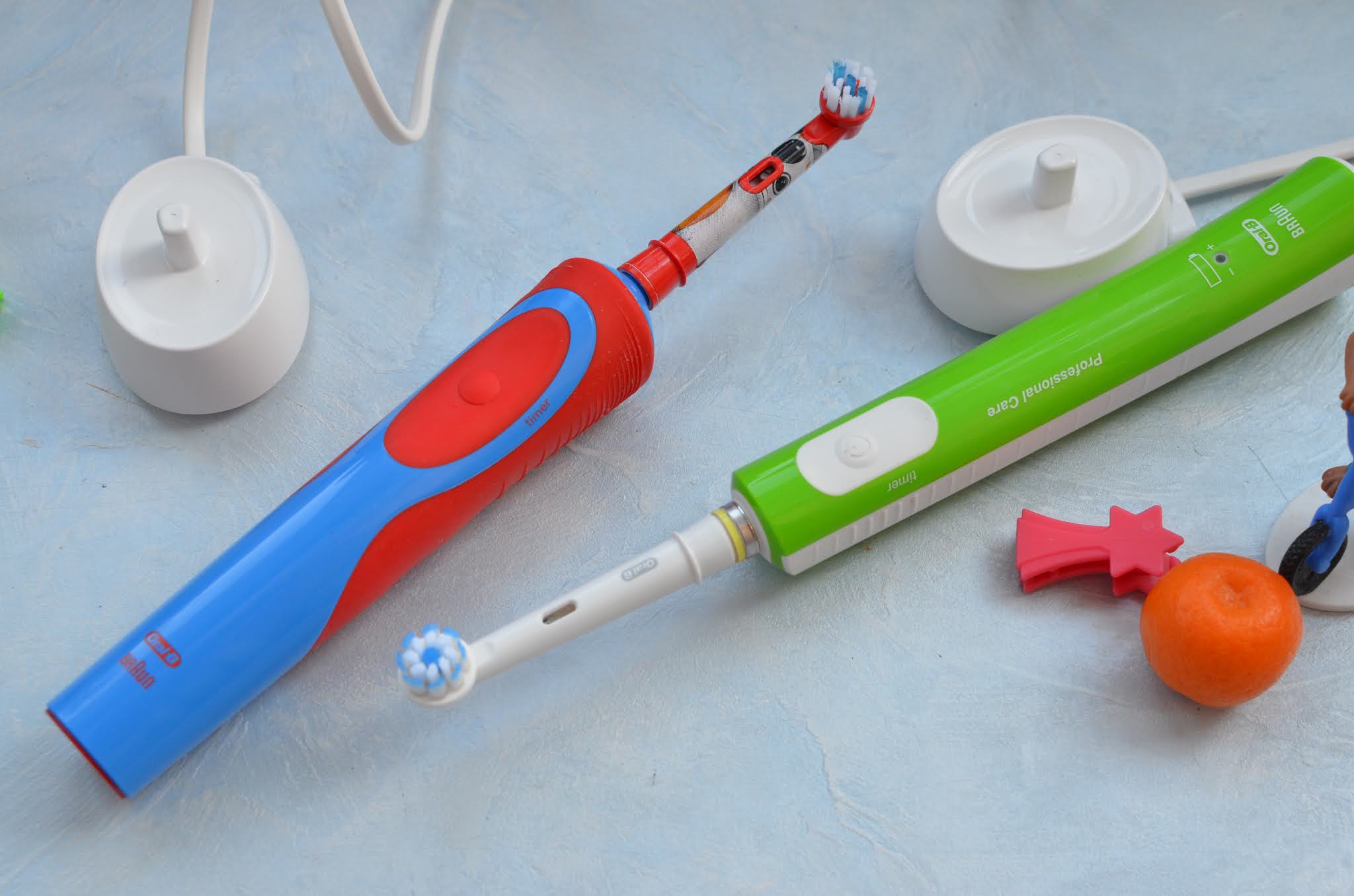 Зубна електрична щітка Oral-B Junior Sensi Ultrathin та Oral-B Kids Stages . Частина 2.