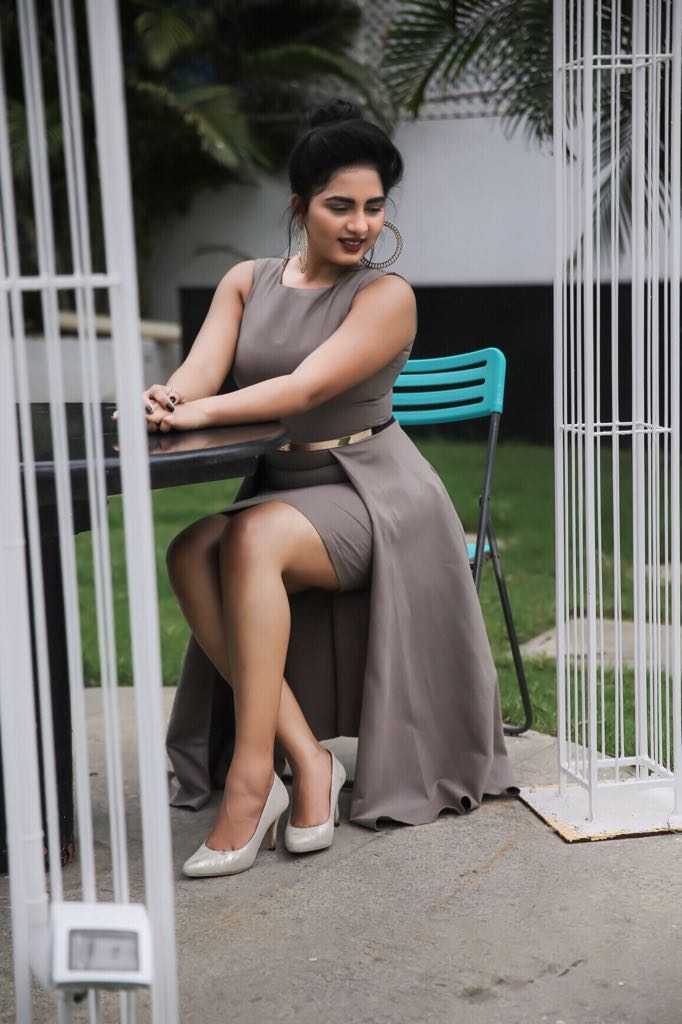 Actress SrushtiDange Latest Images