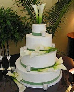 Wedding Cakes with Green Details