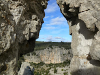 http://mespetitesescales.blogspot.fr/2014/02/rando-pont-du-hasard-et-chapelle-de.html