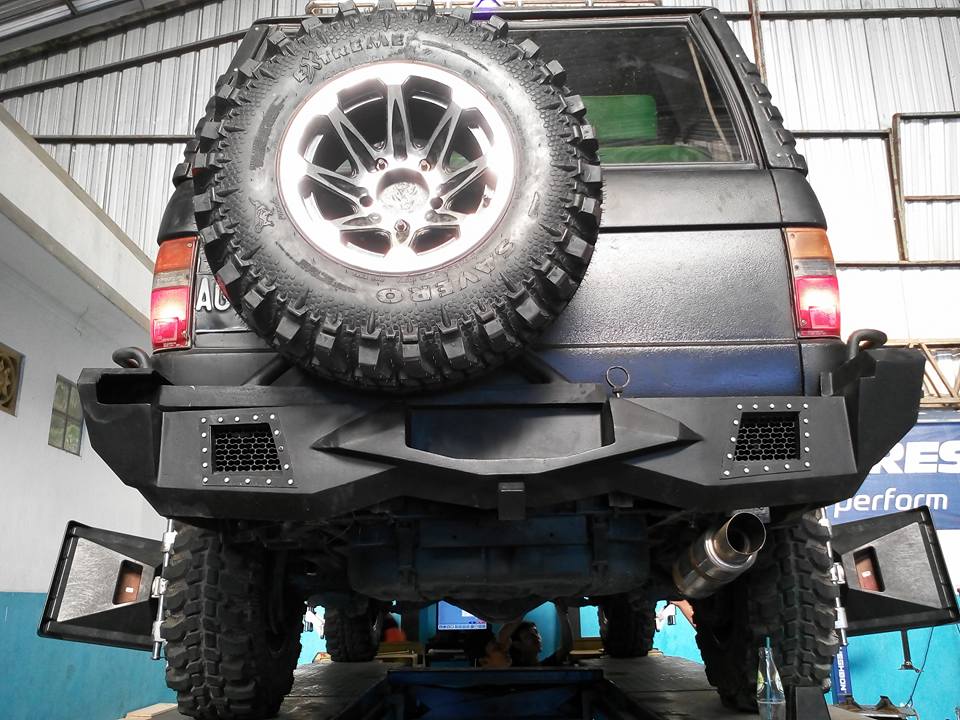  Modifikasi Kijang menjadi model Off Road dan Blazer 