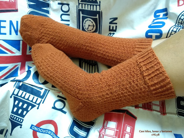 Con hilos, lanas y botones: Hermione's Everyday Socks de Erica Lueder