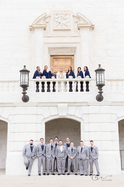 bridal party in front of the detroit institute of arts 