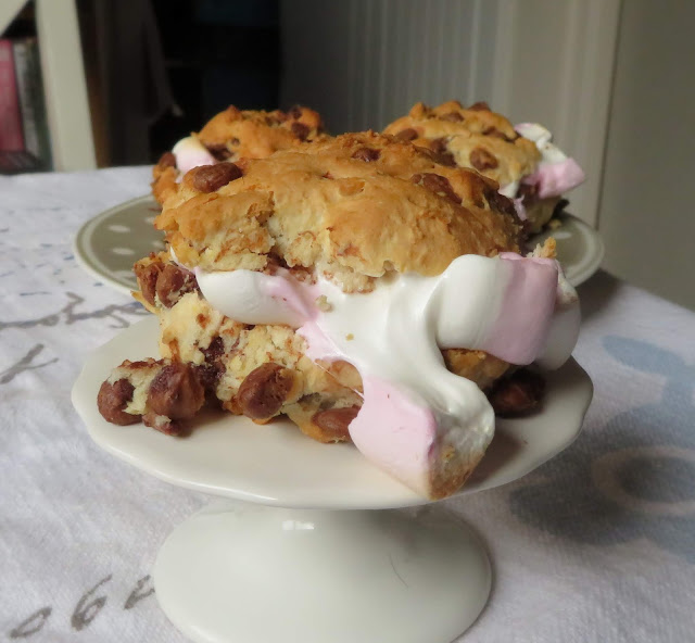 Chocolate Chip S'More Scones