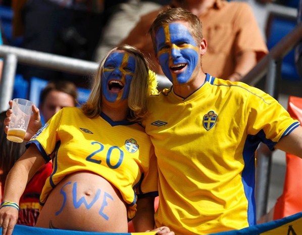 Best Football World: Euro 2012 Sweden fans Body Painting  body paint football euro 2012