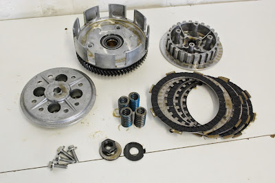 Yamaha YBR 125 Clutch - rebuild