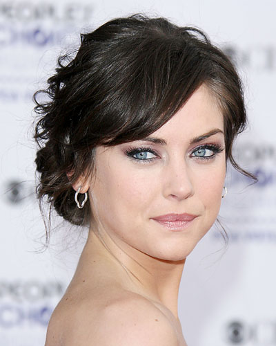 Jessica Stroup 5Brooke Elliot