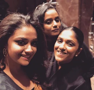 Keerthy Suresh with Cute and Lovely Smile with her Friends Latest Selfie