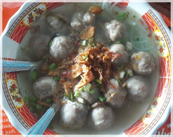 bakso-enak-di-surabaya