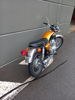 Honda CB500K1 waiting for ID-inspection