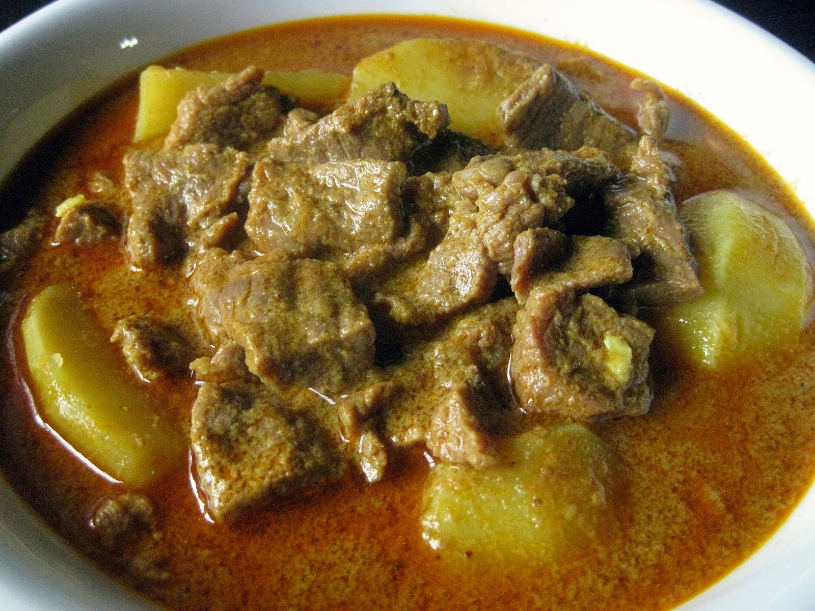 RESEPI NENNIE KHUZAIFAH: Kari daging