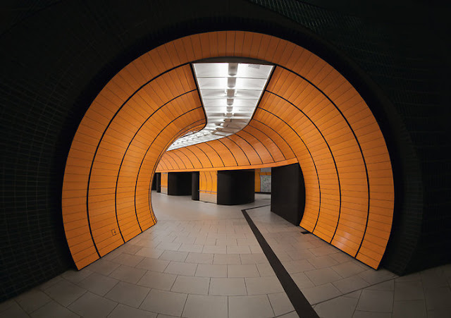 Munich subway photography, by Nick Frank (via nestpearls.blogspot.fr)