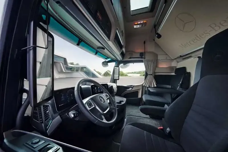 Interior do novo MB Actros L ProCabin