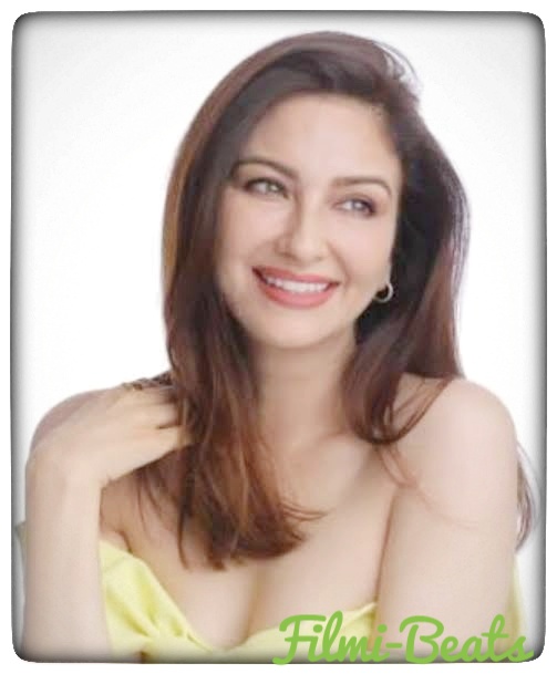 Saumya Tandon wallpaper & Biography