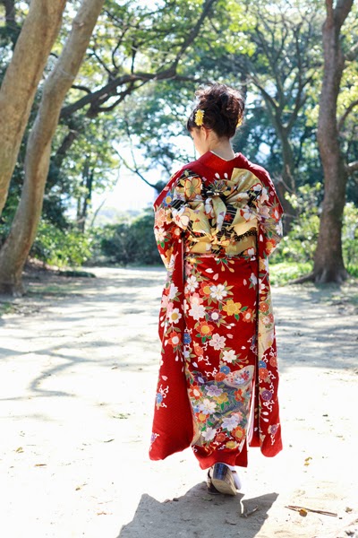 http://oorindonesia.blogspot.com/2014/10/pakaian-tradisional-jepang-yukata-dan.html