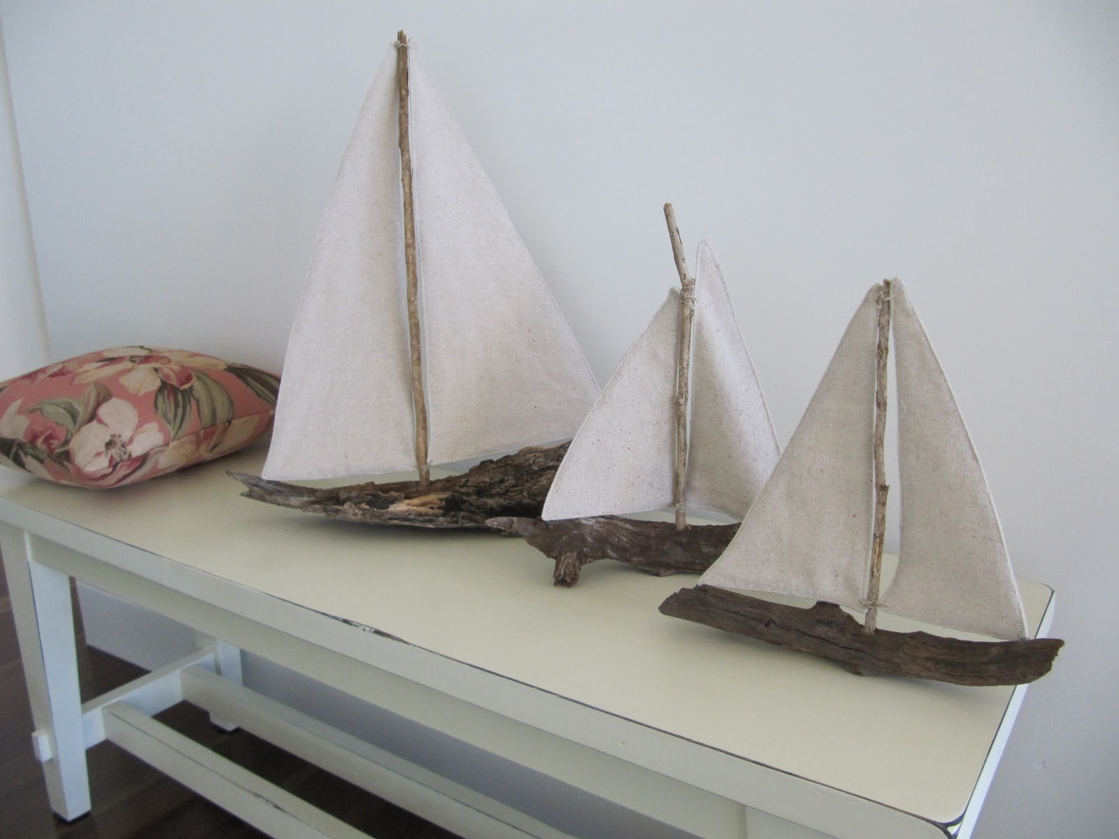 laurie's-projects: Driftwood Sailboat Tutorial
