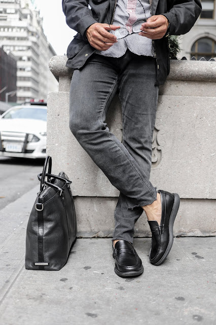 Menswear Blogger and Influencer wearing Sperry Loafers in City Prep Fall Style Look