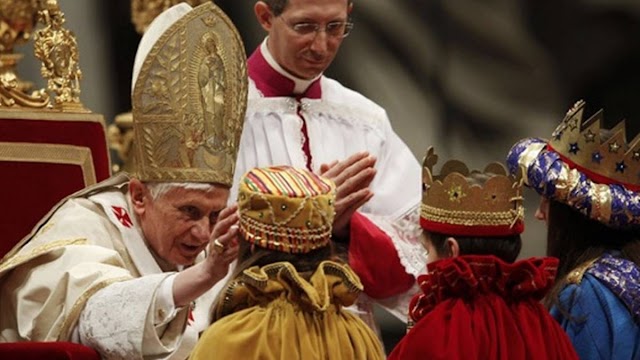 Solemnidad de la Epifanía: El corazón de Dios está inquieto con relación al hombre (Homilía, 6 de enero de 2012)