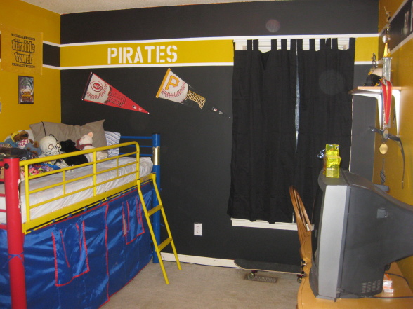 Pittsburgh Penguins Bedroom Decor