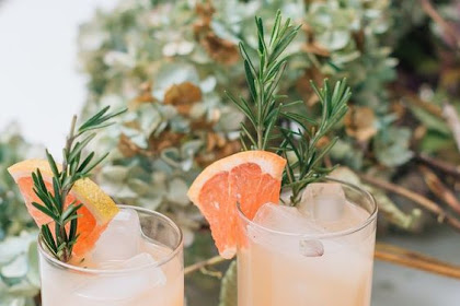   The Rosemary Grapefruit Refresher: Easter Cocktail Goals