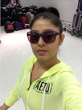 Singer Sunidhi Chauhan hot wallpapers