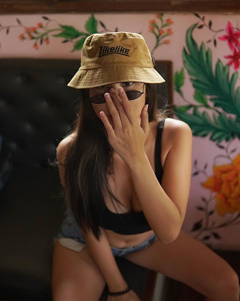 Model Distro Di Instagram Seksi Tidak Pakai Celana