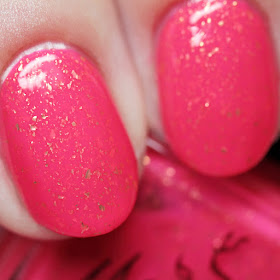 Rogue Lacquer Pink Strong