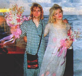 Fotografías de la boda de Kurt Cobain y Courtney Love