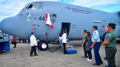Presiden Jokowi Saksikan Penyerahan Pesawat Super Hercules dan Helikopter TNI AU