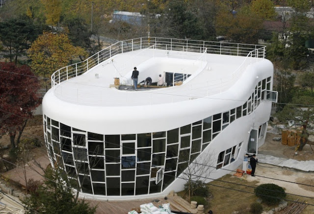 Rumah Toilet, Korea